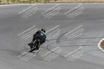 media/Apr-20-2025-AHRMA (Sun) [[393a79c373]]/Race/Group 7/Turn 4b/